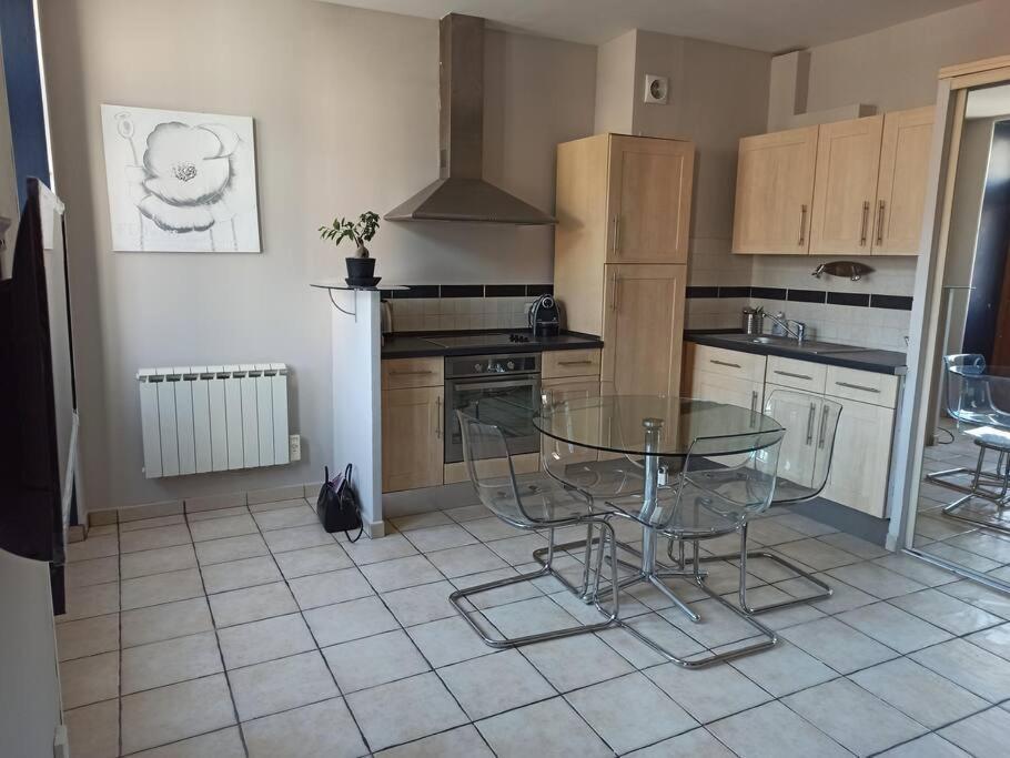 Апартаменты Charmant 2 Pieces, A Deux Pas Du Centre Ментона Экстерьер фото